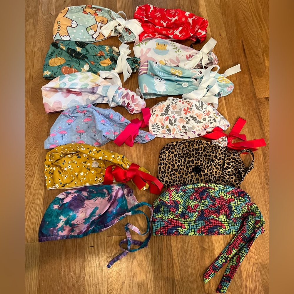 12 Scrub Caps